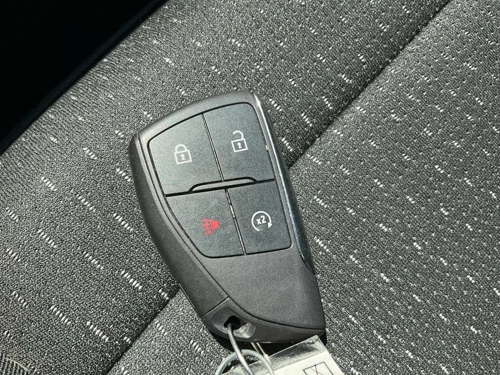 Used 2025 Black Chevrolet LT image 30
