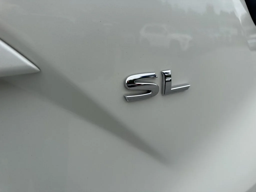 Used 2024 White Nissan SL image 33