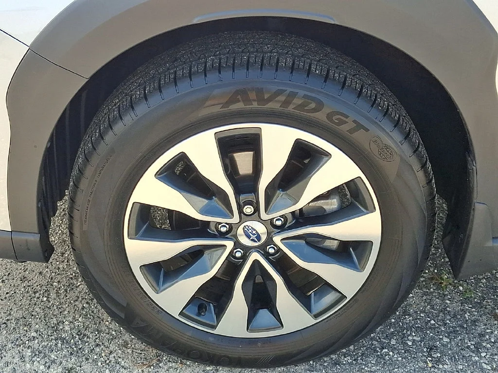 Used 2025 Silver Subaru Limited image 29