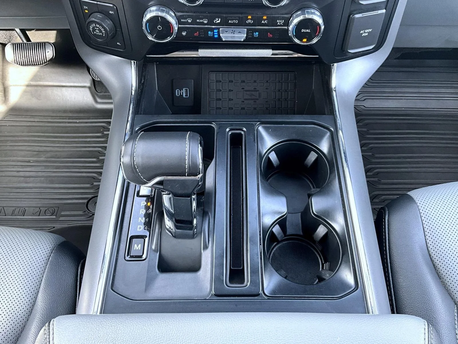 Used 2023 Red Ford Lariat image 15