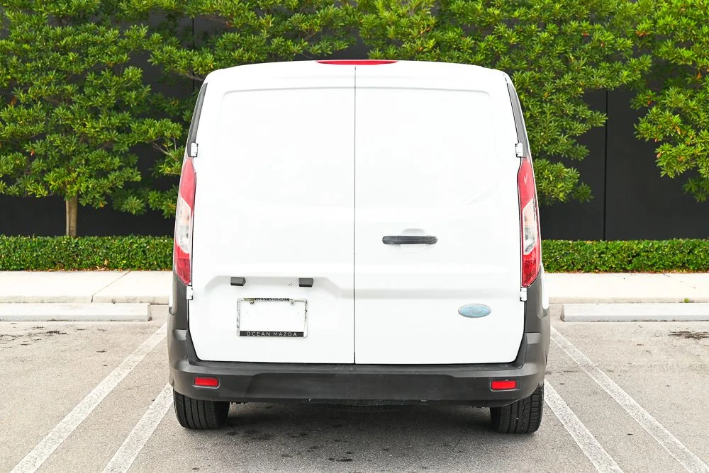 Used 2018 White Ford XL image 5