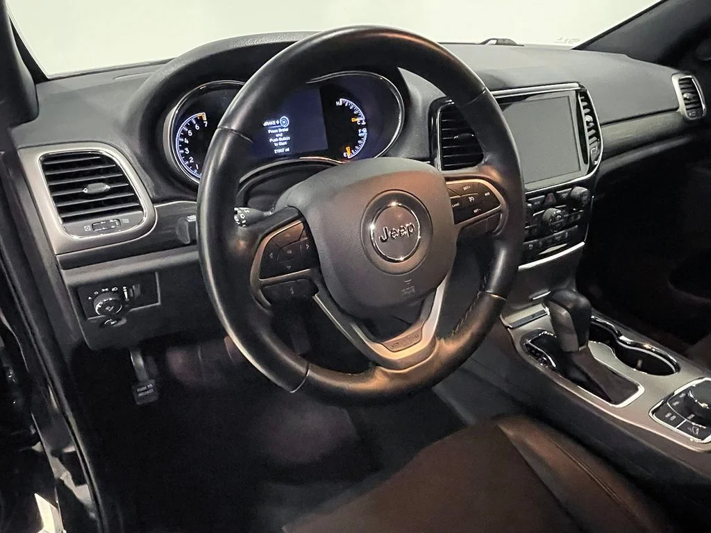 Used 2022 Black Jeep Laredo X image 20