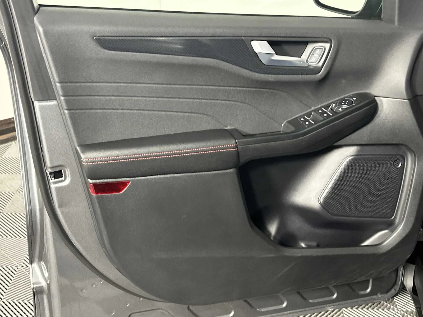 New 2026 Carbonized Gray Ford ST-Line image 10