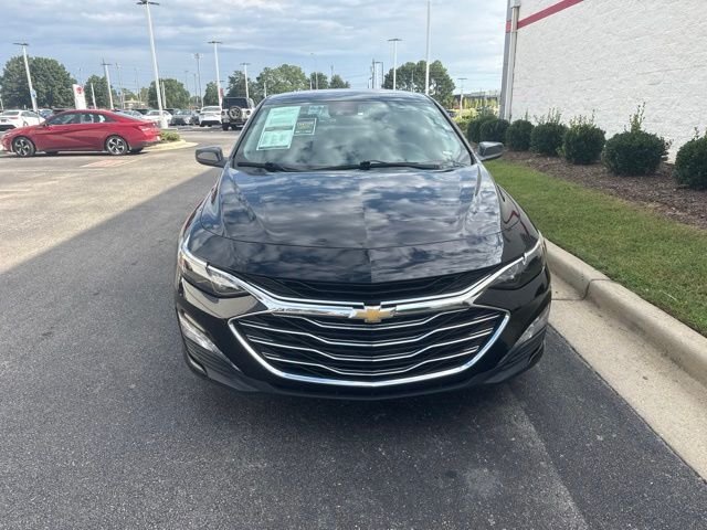 Used 2025 Black Chevrolet LT image 2