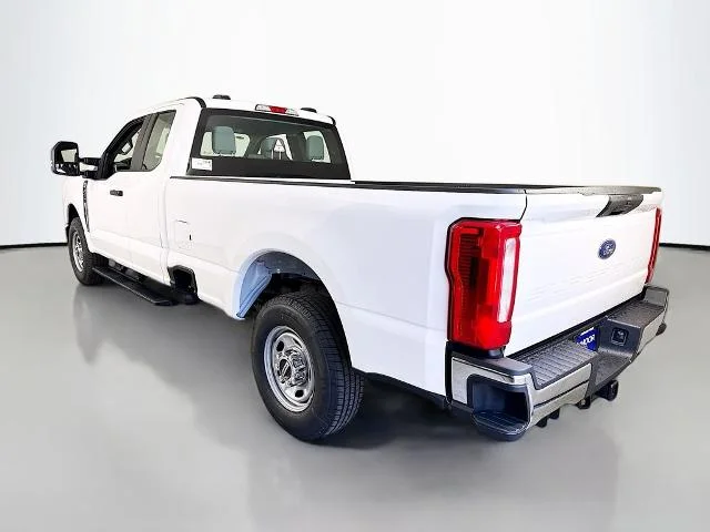 New 2026 Oxford White Ford F-250® XL image 34