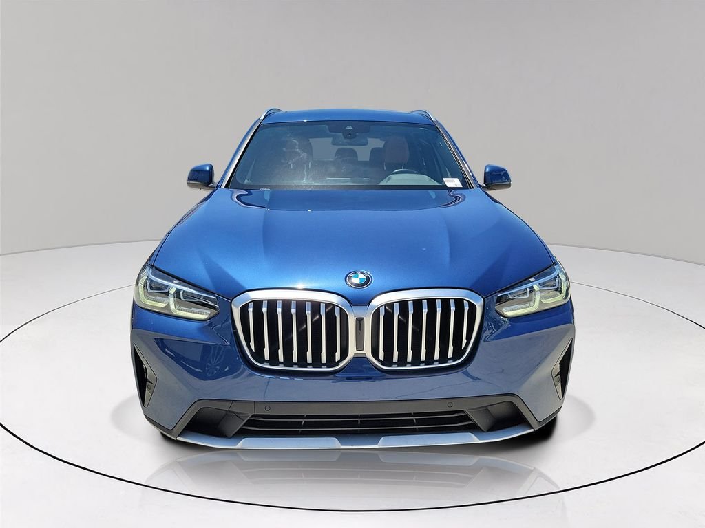 Used 2024 Blue BMW sDrive30i image 2