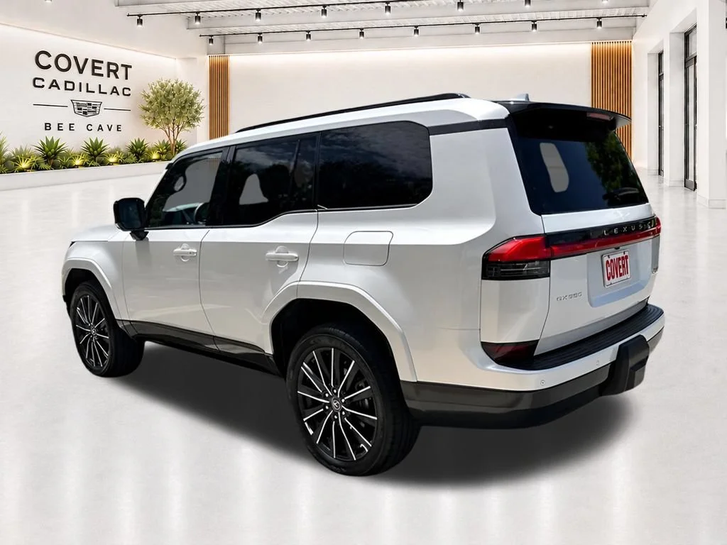 Used 2024  Lexus GX 550 Luxury image 9