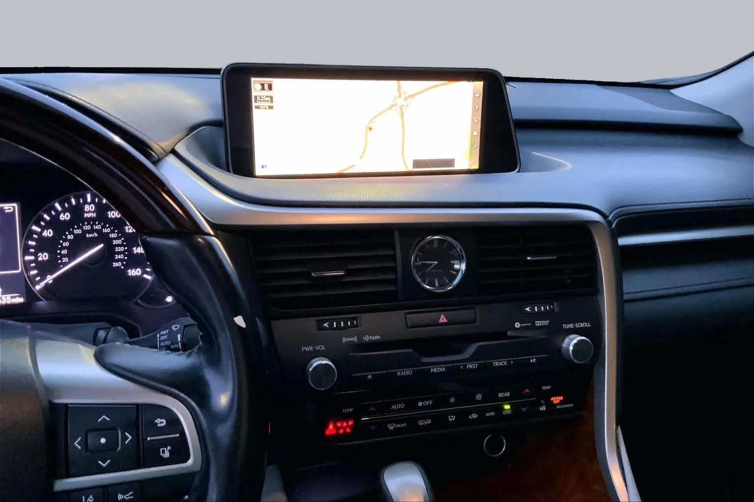 Used 2018 Atomic Silver Lexus  image 6