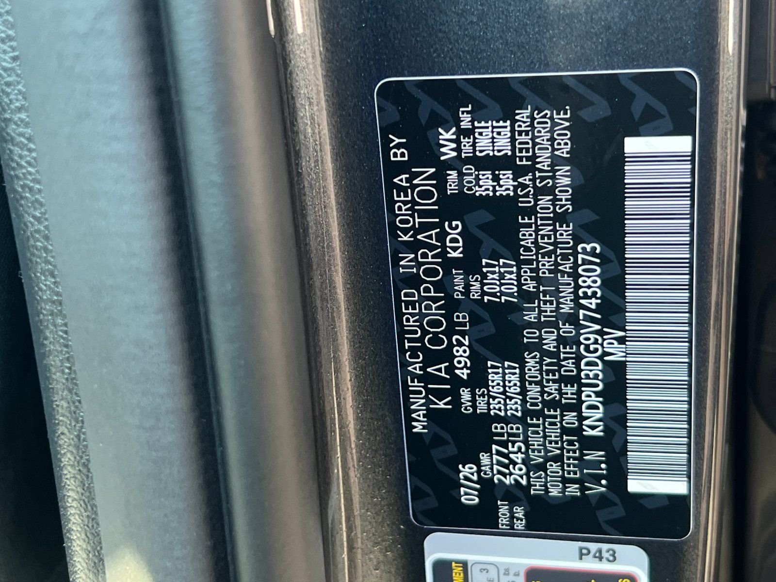 New 2027 Gravity Gray Kia LX image 33