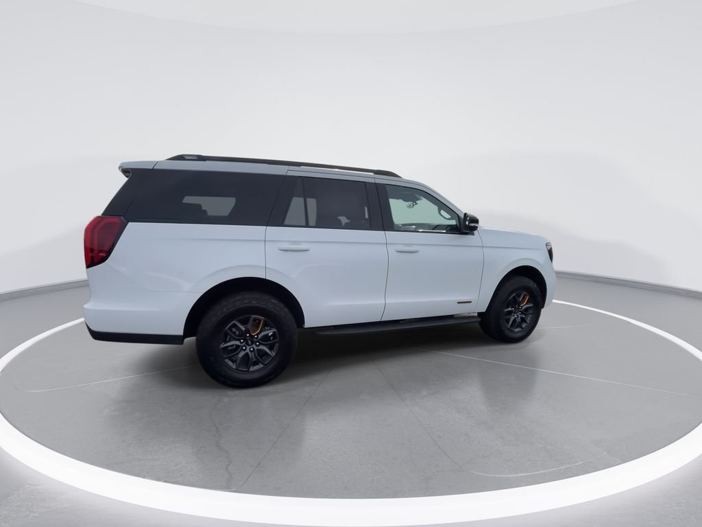 New 2026 Star White Metallic Tri-Coat Ford Tremor® image 9
