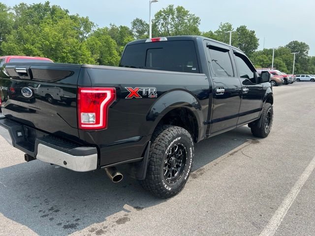 Used 2017 Shadow Black Ford XLT image 12