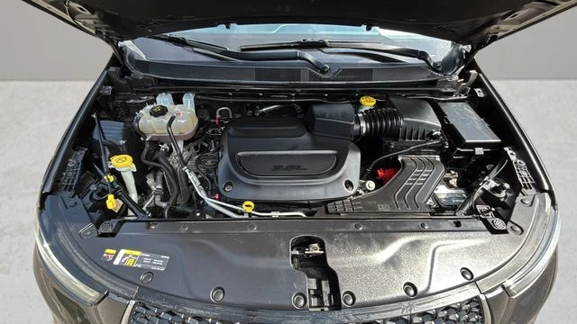 Used 2023 Gray Chrysler Touring L image 32