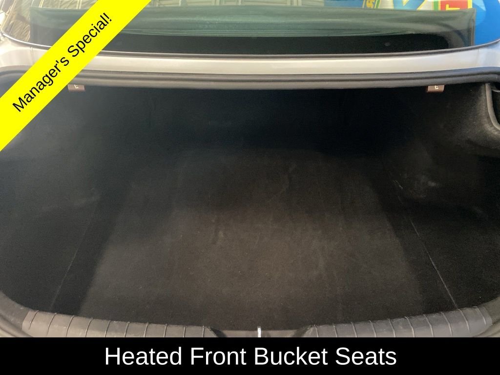 Used 2025 Silver Hyundai SEL image 20