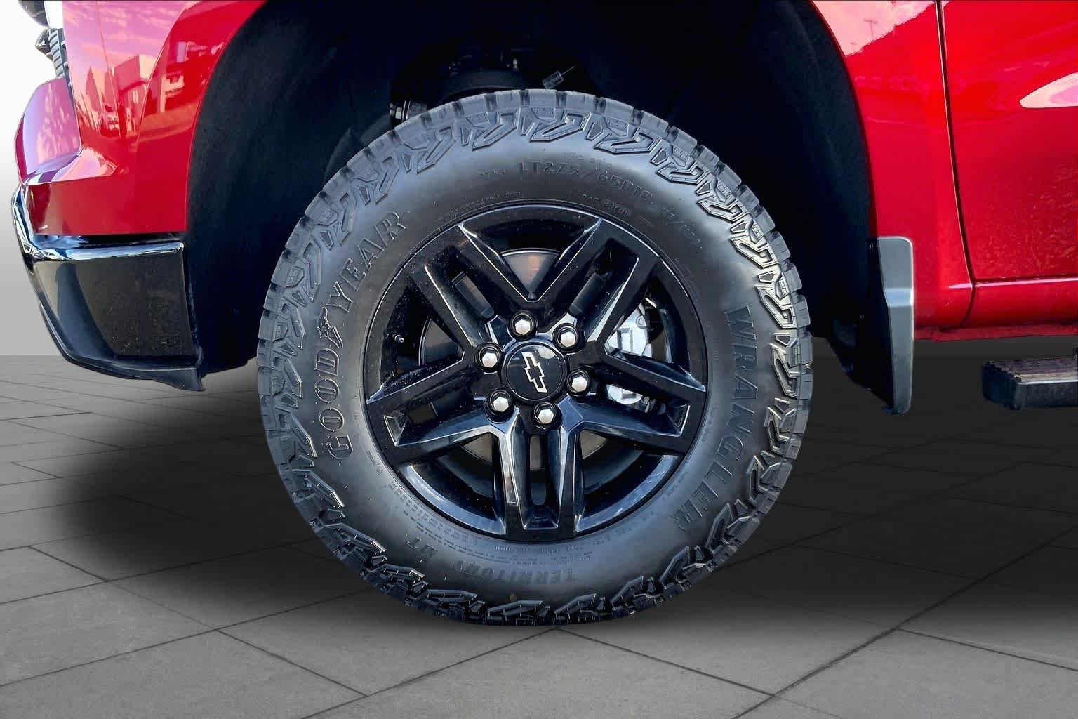 Used 2026 Radiant Red Tintcoat Chevrolet LT Trail Boss image 11