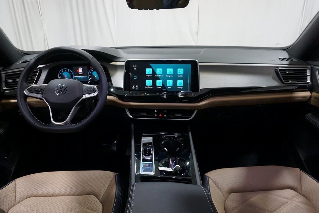 2025 Volkswagen Atlas Cross Sport SE w/Tech - Photo 16