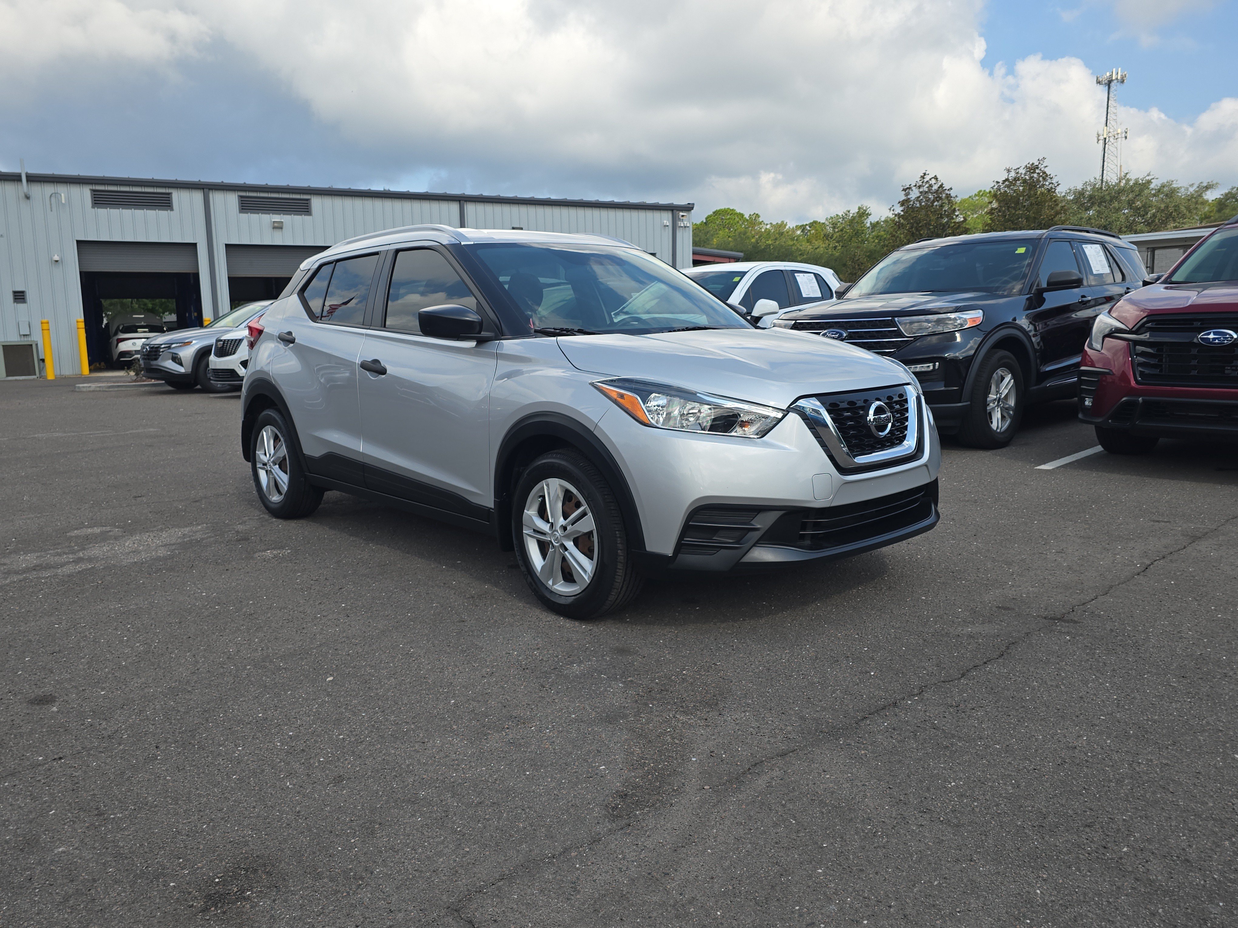 Used 2019 Nissan Kicks S with VIN 3N1CP5CU3KL512879 for sale in Zephyrhills, FL