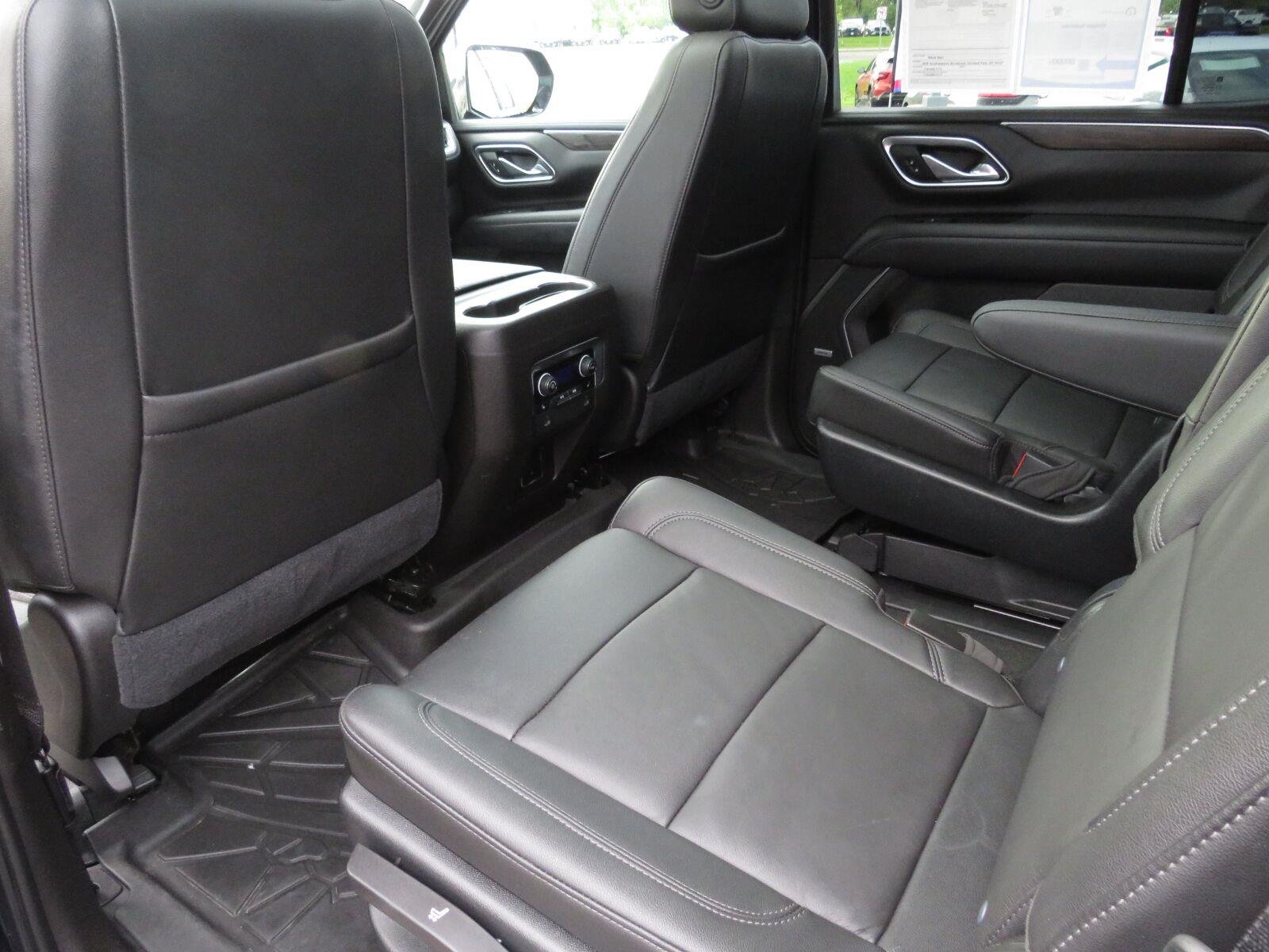Used 2021 MIDNIGHT BLUE METALLIC Chevrolet LT image 25