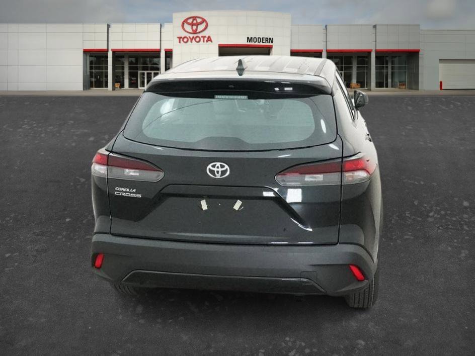 New 2026 Jet Black Toyota L image 17