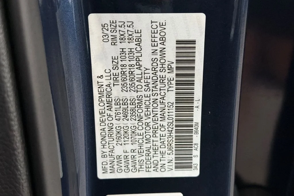 Used 2025 Canyon River Blue Metallic Honda EX image 38
