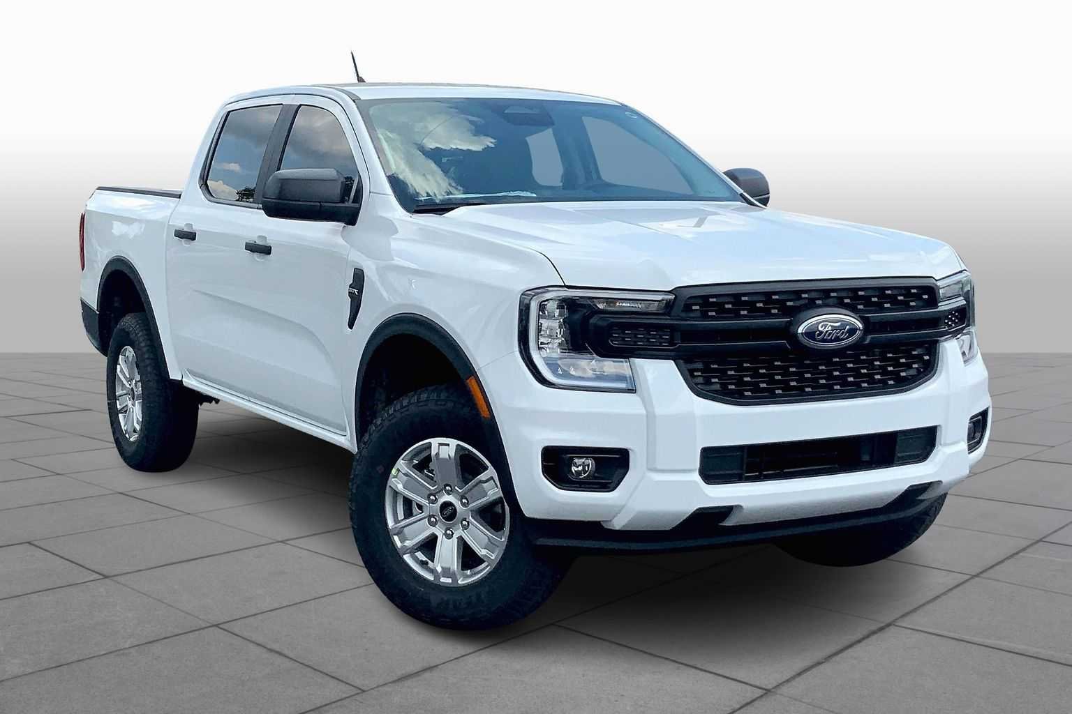 New 2025 Oxford White Ford XL image 2