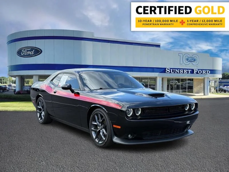 2022 Dodge Challenger R/T's photo