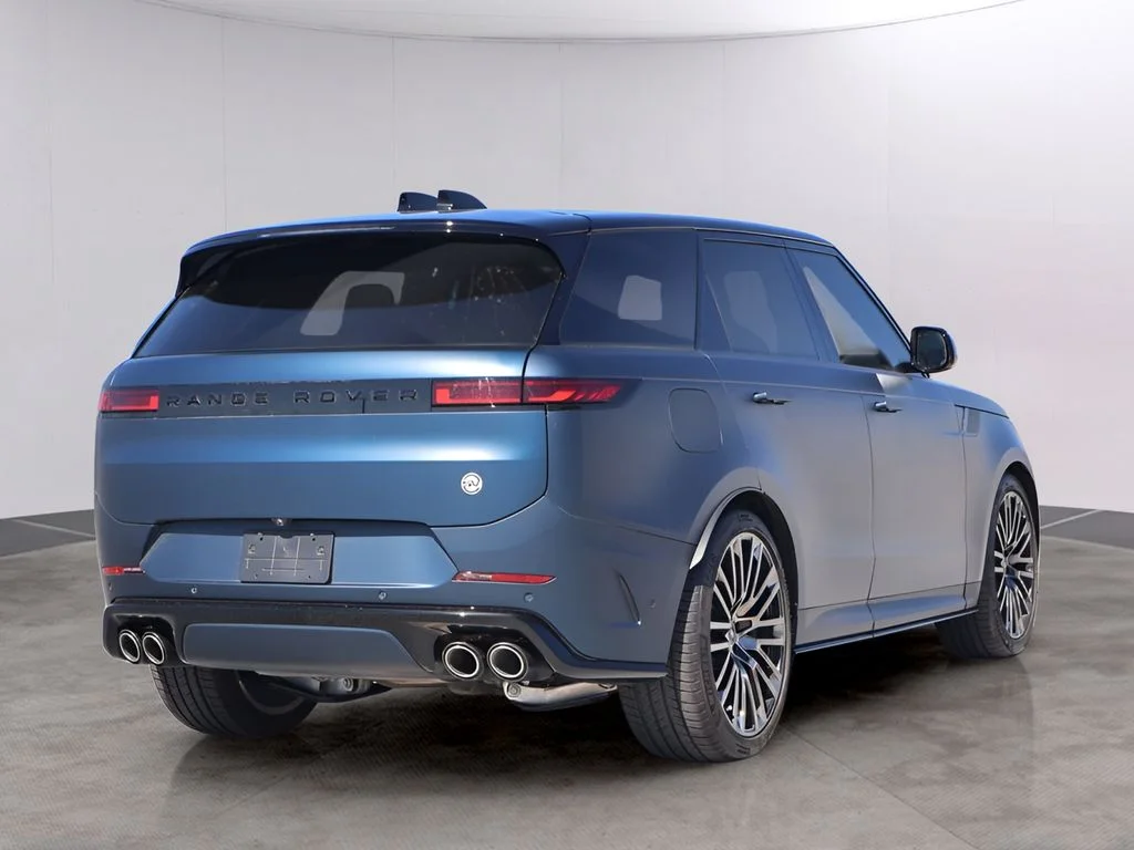 Certified Used 2025 Blue Nebula in Matte Land Rover SV Edition Two image 13