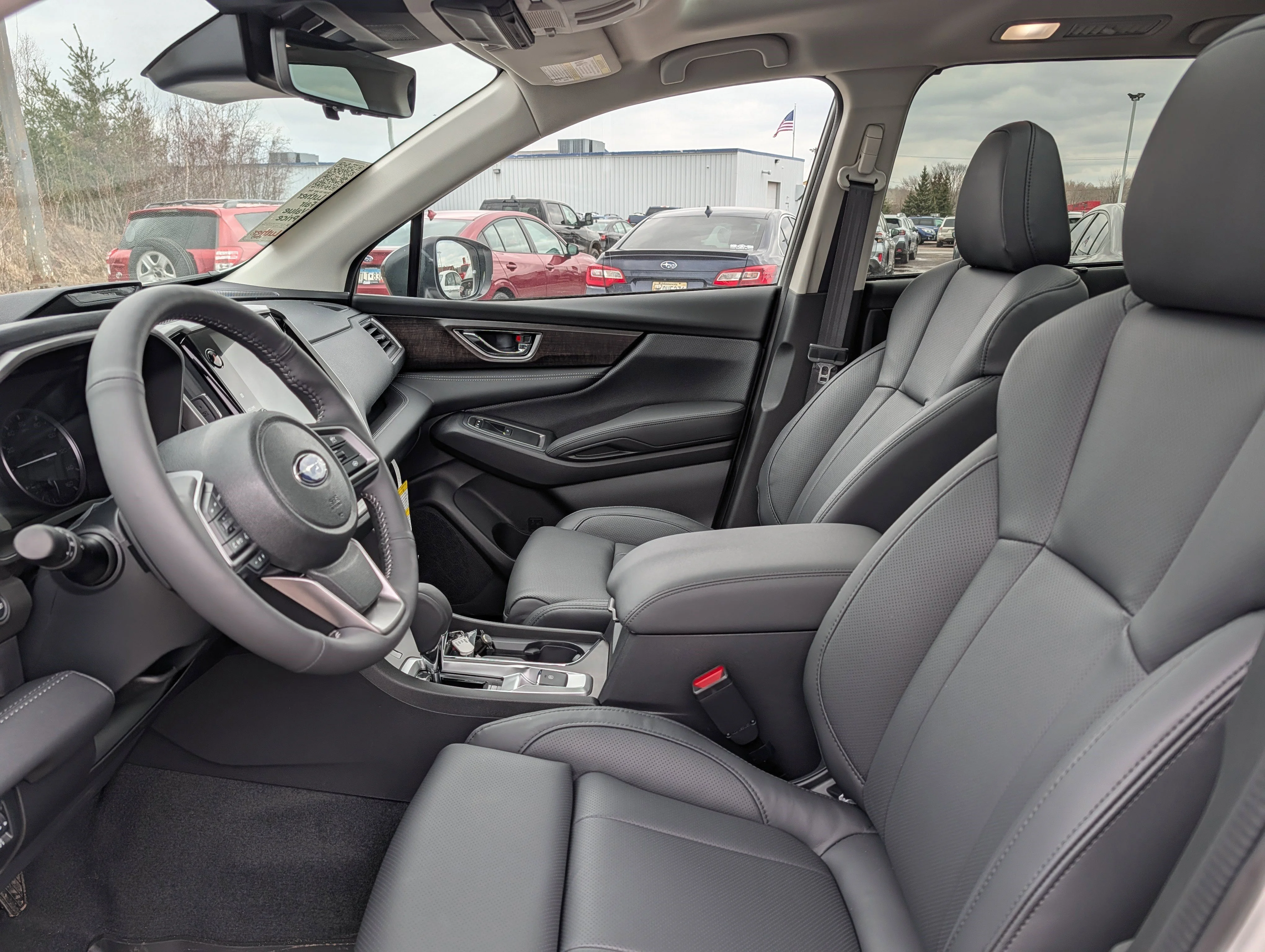 New 2026 CRYSTAL WHITE PEARL Subaru Touring 7-Passenger image 6