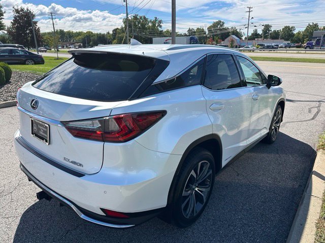 Used 2022 White Lexus 450h image 5