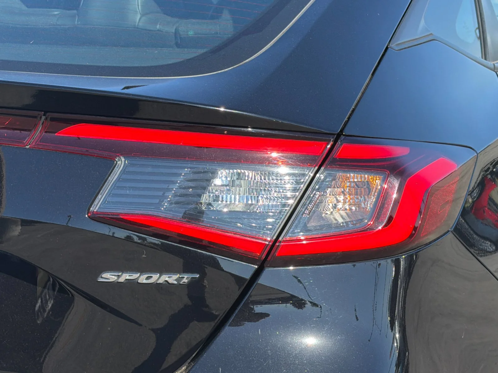 Used 2025  Honda Sport image 38