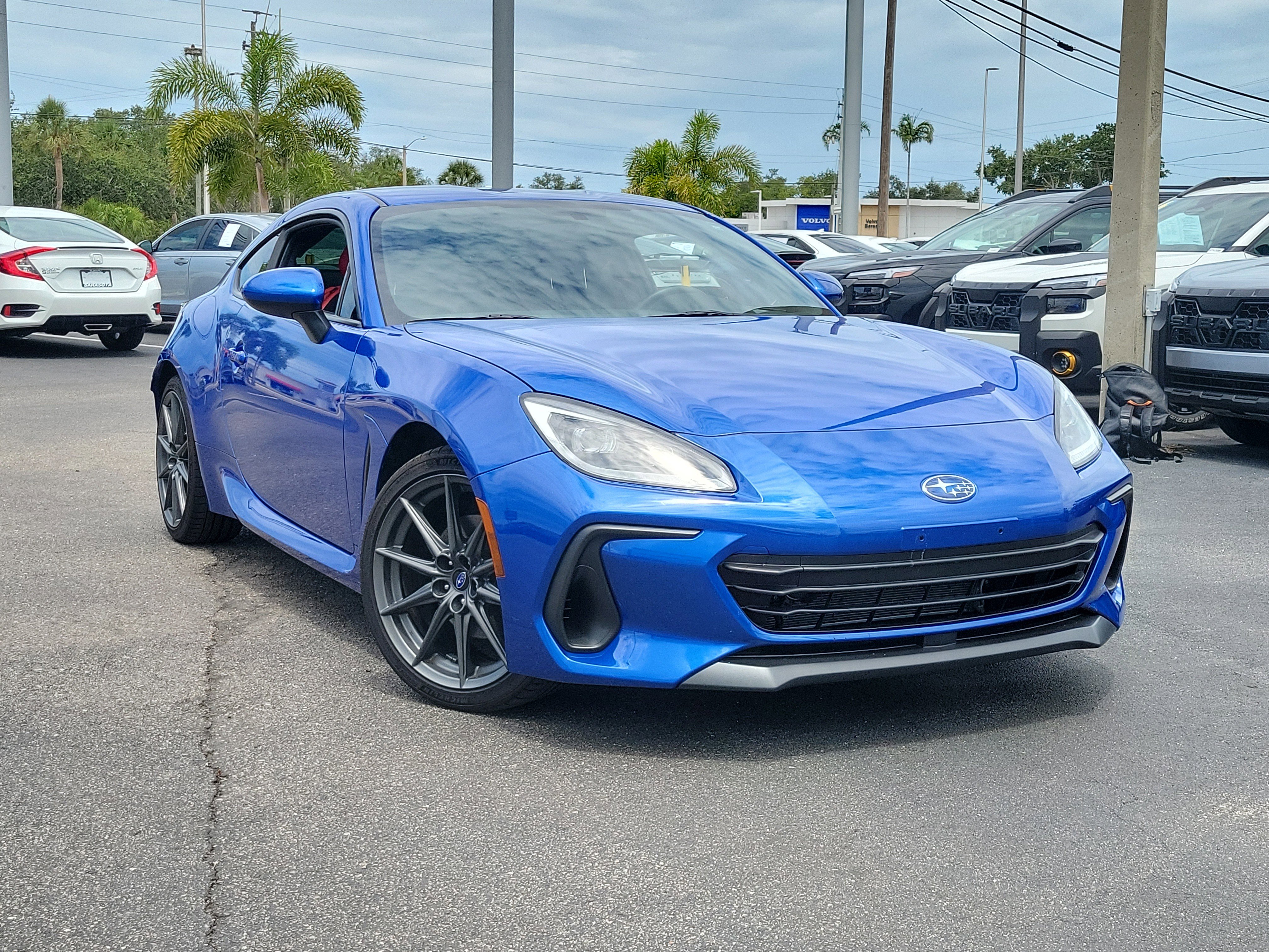 Used 2025 WR Blue Pearl Subaru Limited image 1