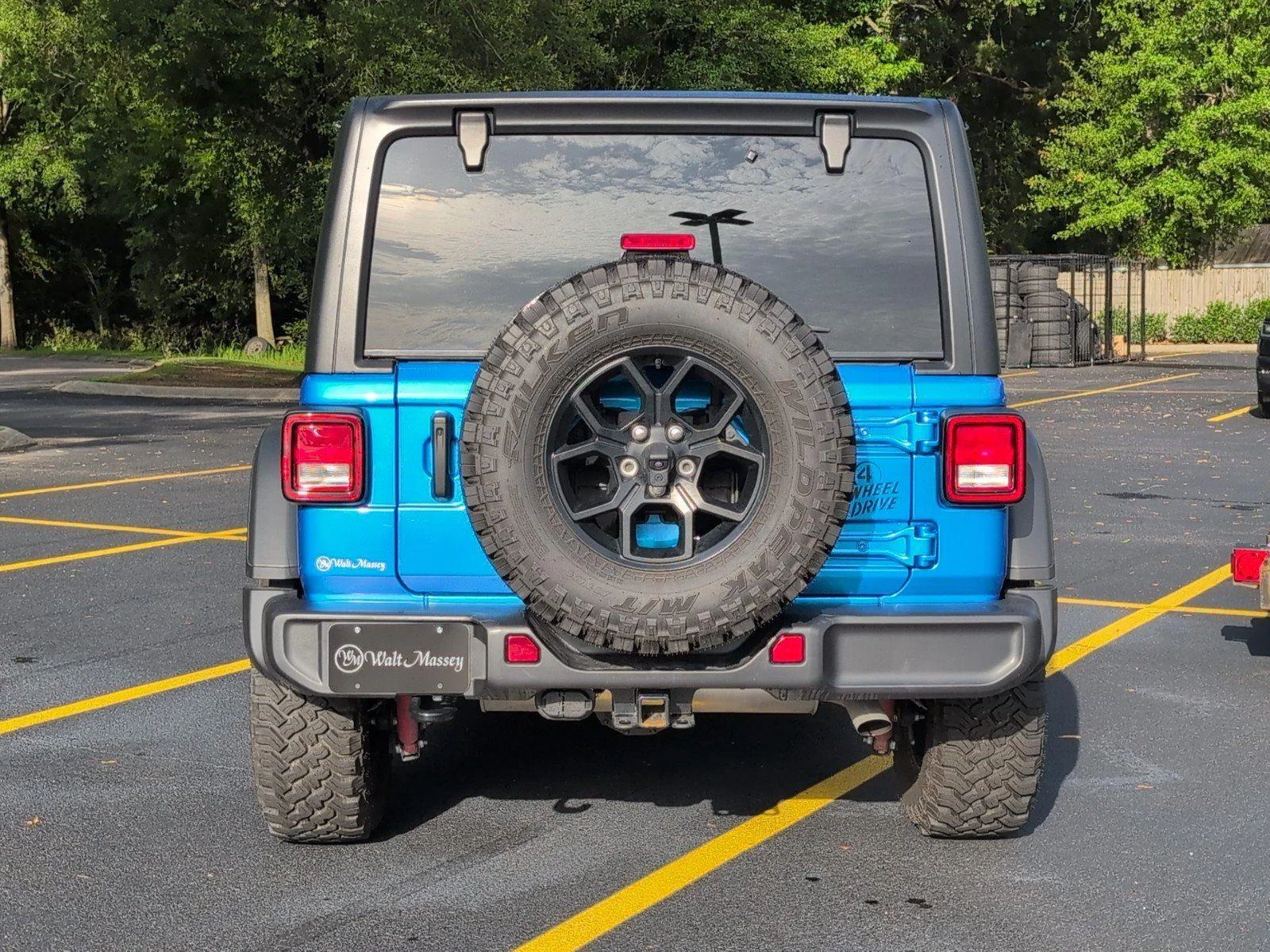 Used 2025 Hydro Blue Pearlcoat Jeep Willys image 4