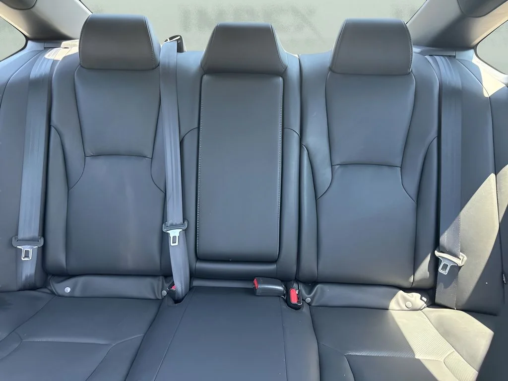 Used 2025 Silver Honda Sport-L image 11