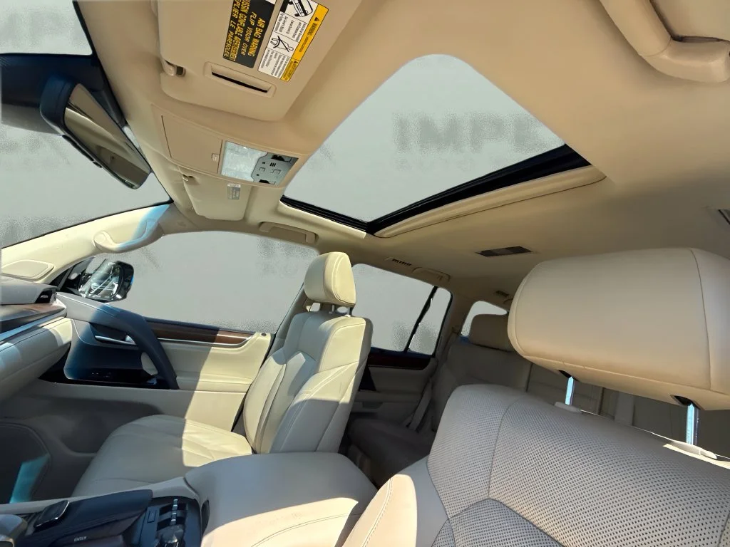 Used 2019 Silver Lexus 570 image 10