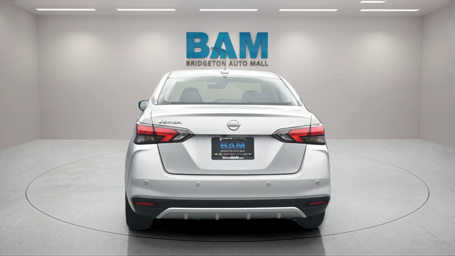 Used 2025 Silver Nissan 1.6 SV image 5