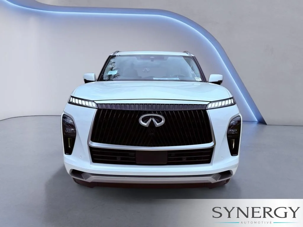 New 2026 RADIANT WHITE INFINITI Pure 4WD image 3