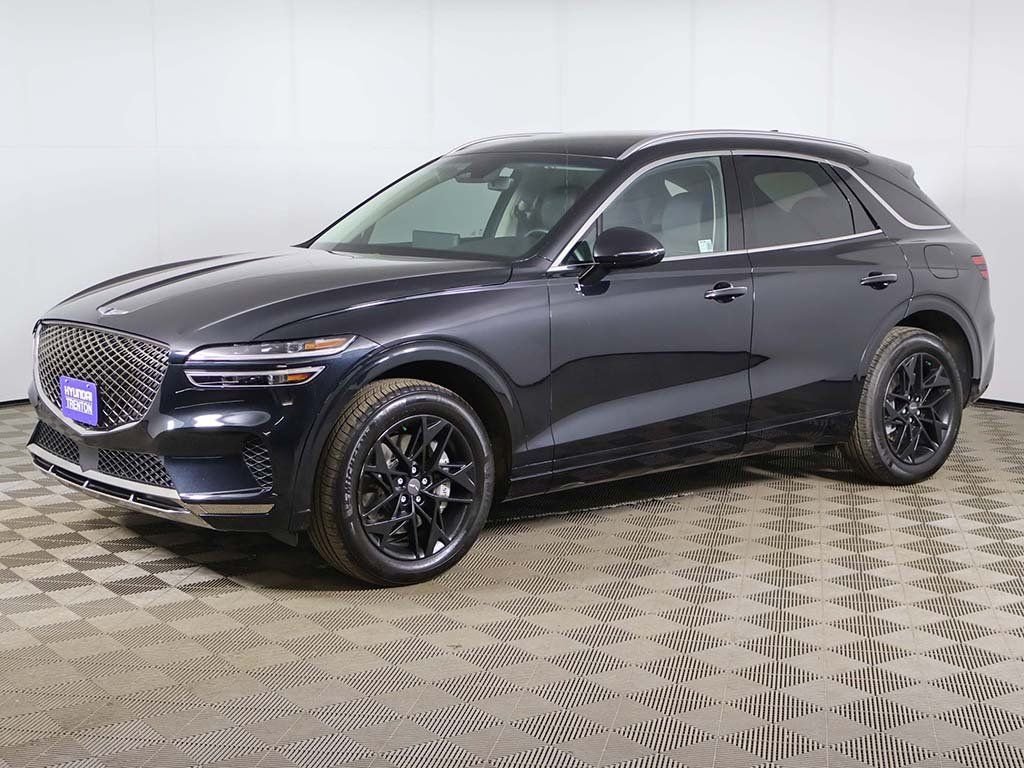 Used 2025 Black Genesis 2.5T image 8