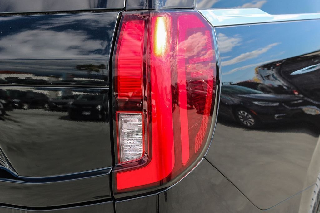 Used 2025 Black Metallic Ford Active image 10