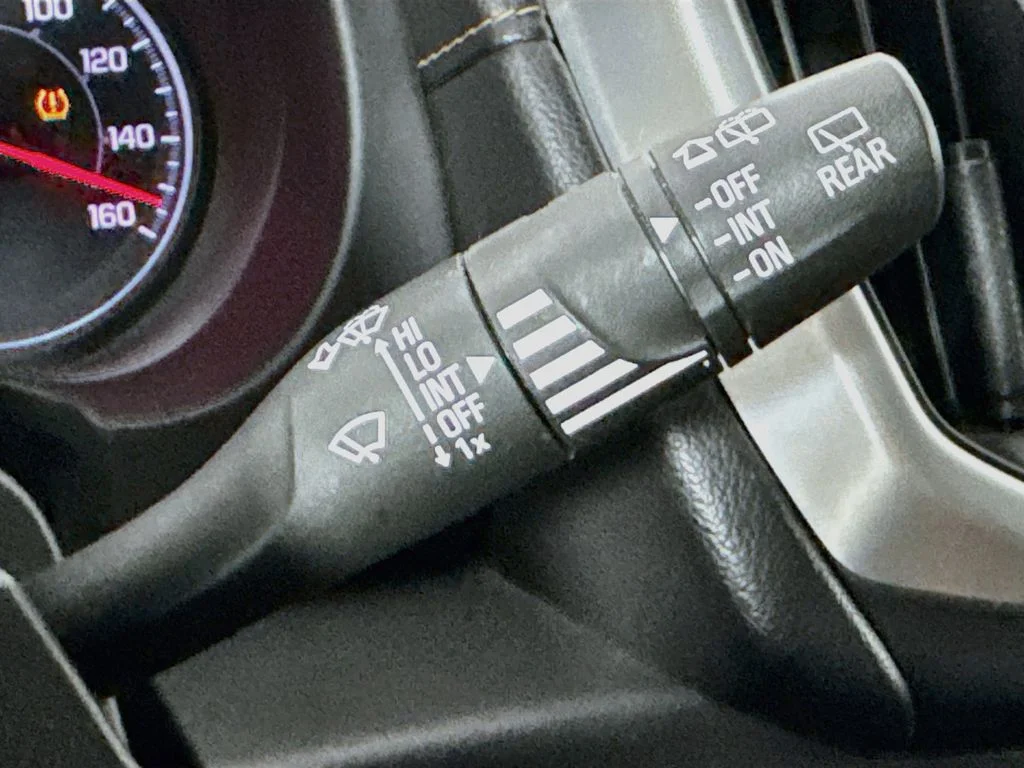 Used 2019 Black GMC SLE image 13