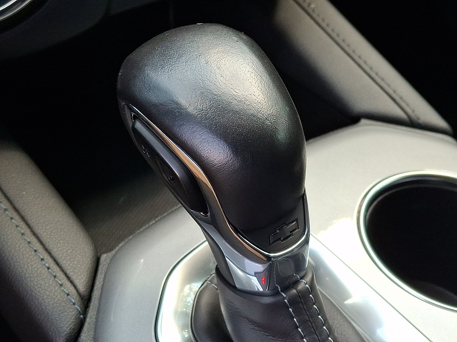 Used 2019 Graphite Metallic Chevrolet Base image 14