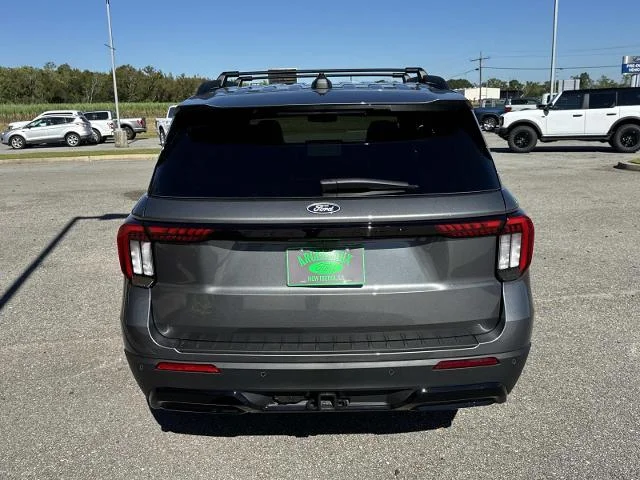 New 2027 Carbonized Gray Metallic Ford ST-Line image 17