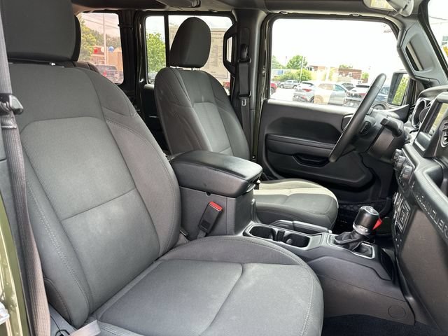 Used 2023 Green Jeep 4-Door Sport S 4x4 image 26