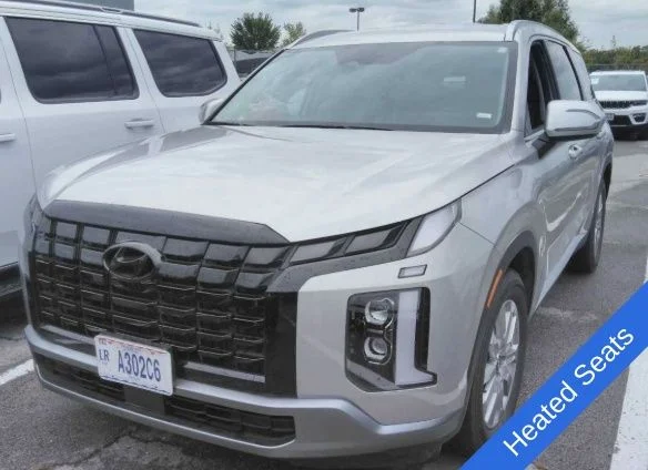 Used 2025 Silver Hyundai SEL image 6