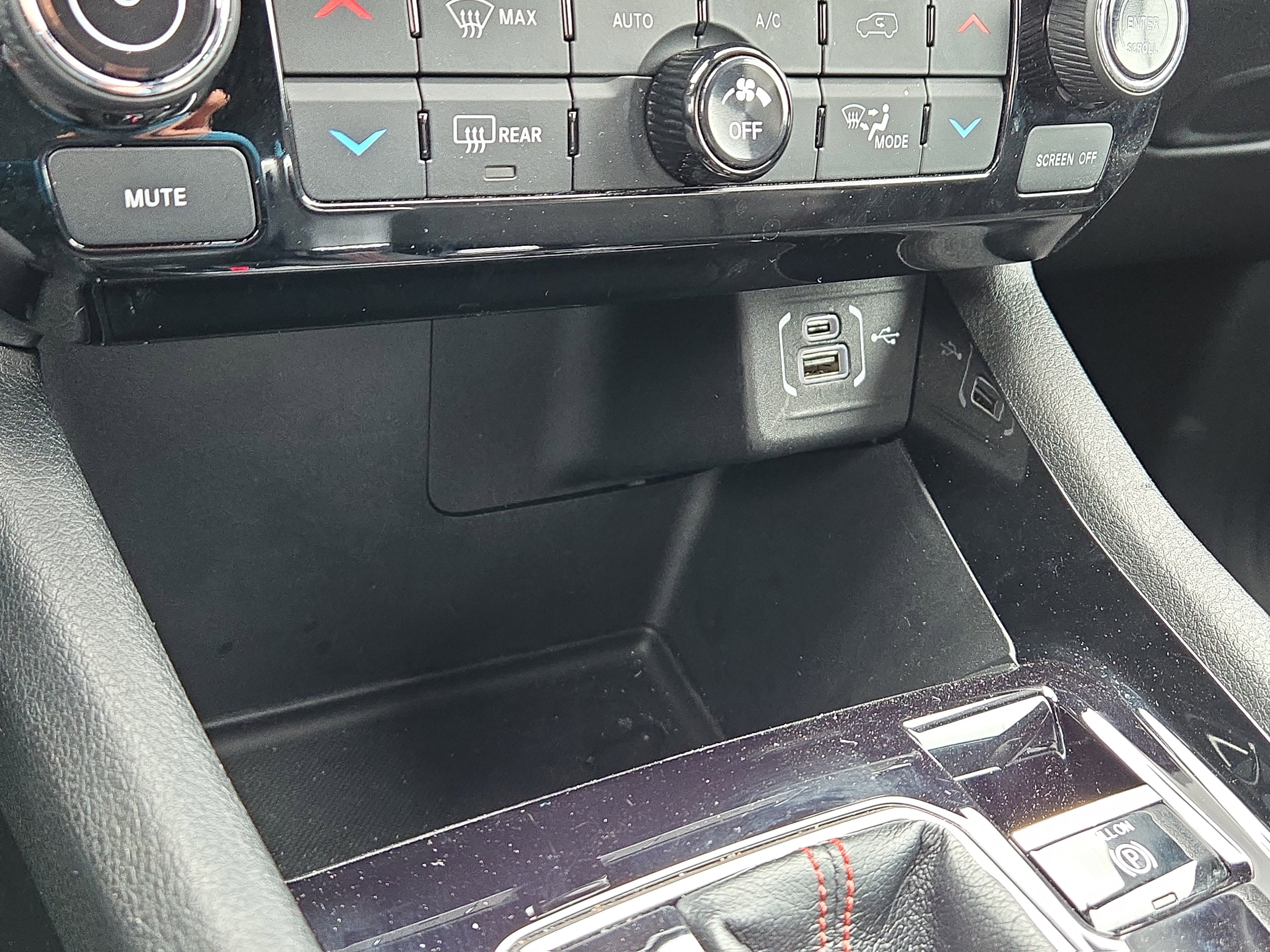 Certified Used 2025 Bright White Clearcoat Jeep Trailhawk image 30