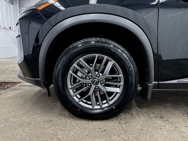 Used 2023 Black Nissan S image 16