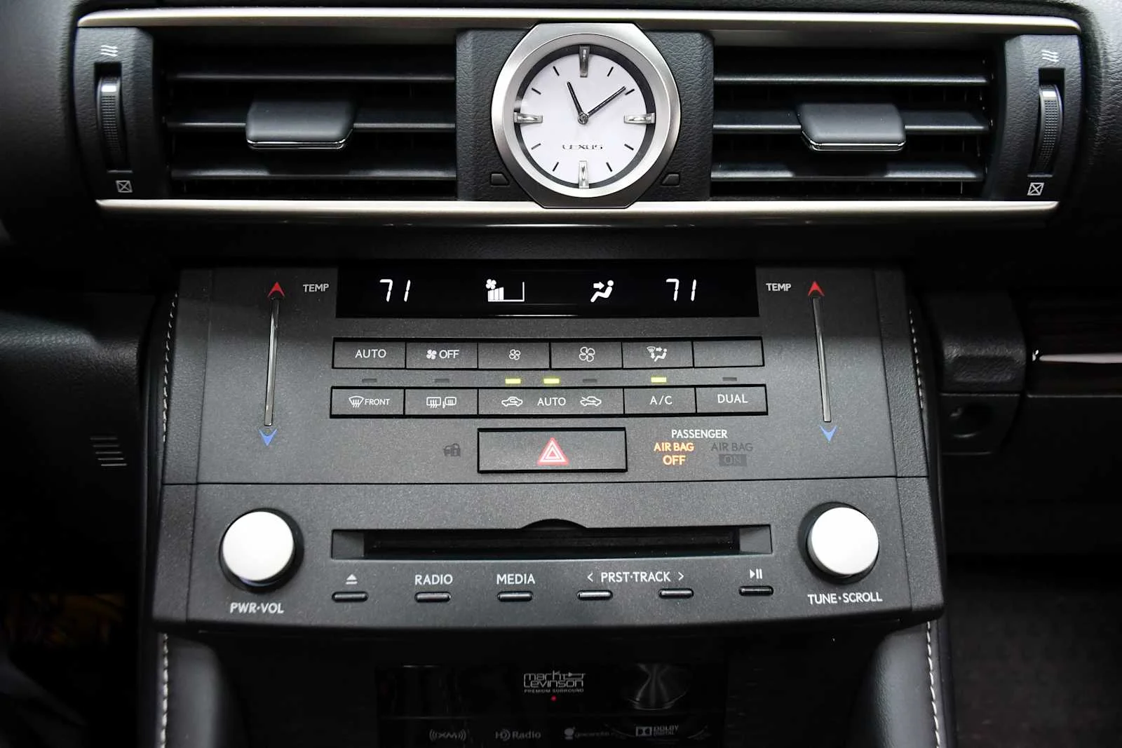 Used 2015 Starfire Pearl Lexus  image 20