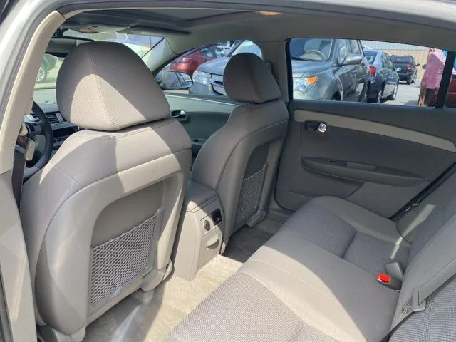 Used 2012 Silver Chevrolet LT image 17
