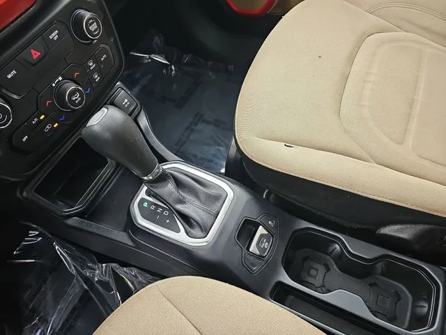 Used 2019 Red Jeep Latitude image 23