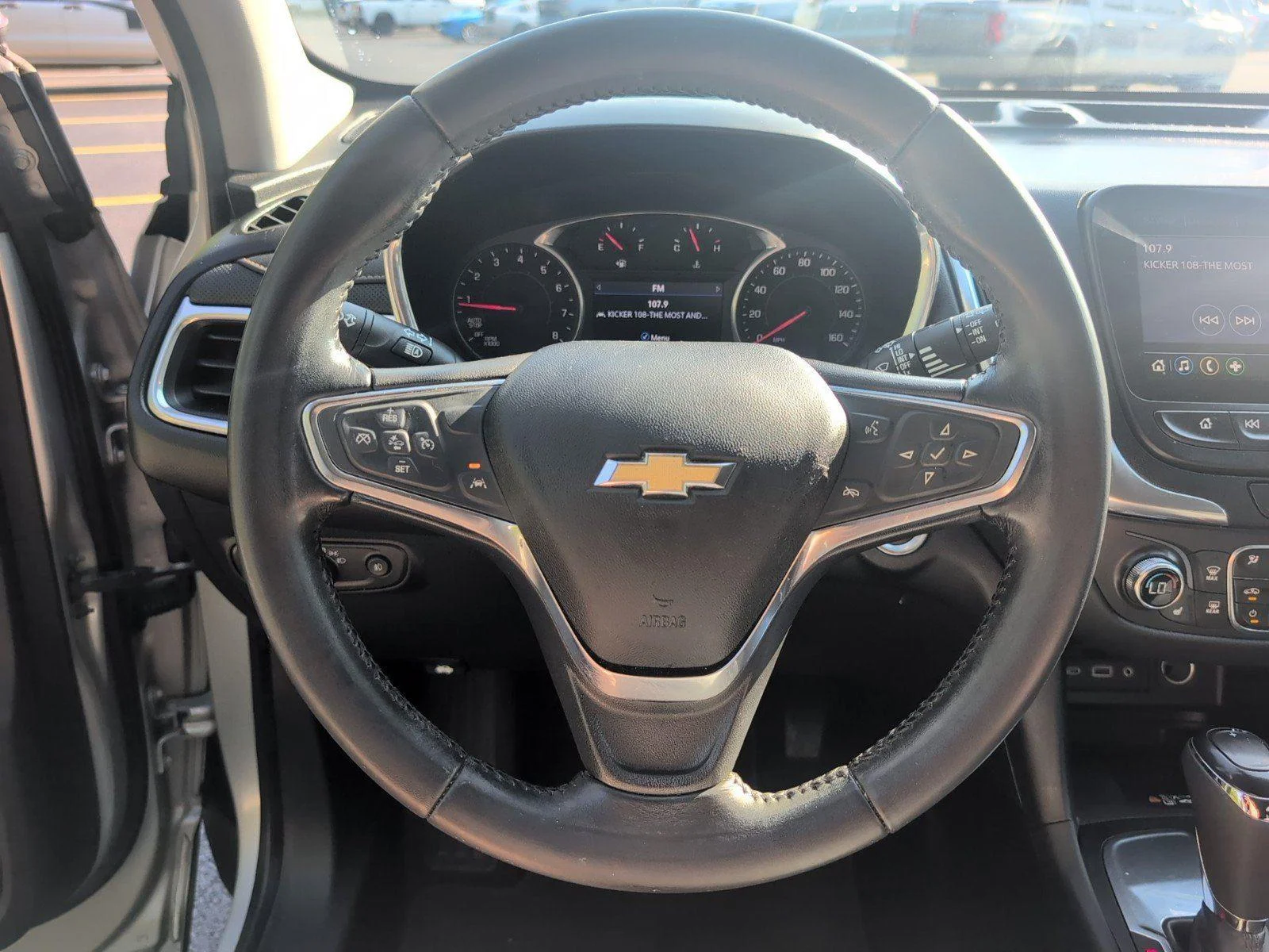 Used 2021 SILVER ICE METALLIC Chevrolet Premier image 27