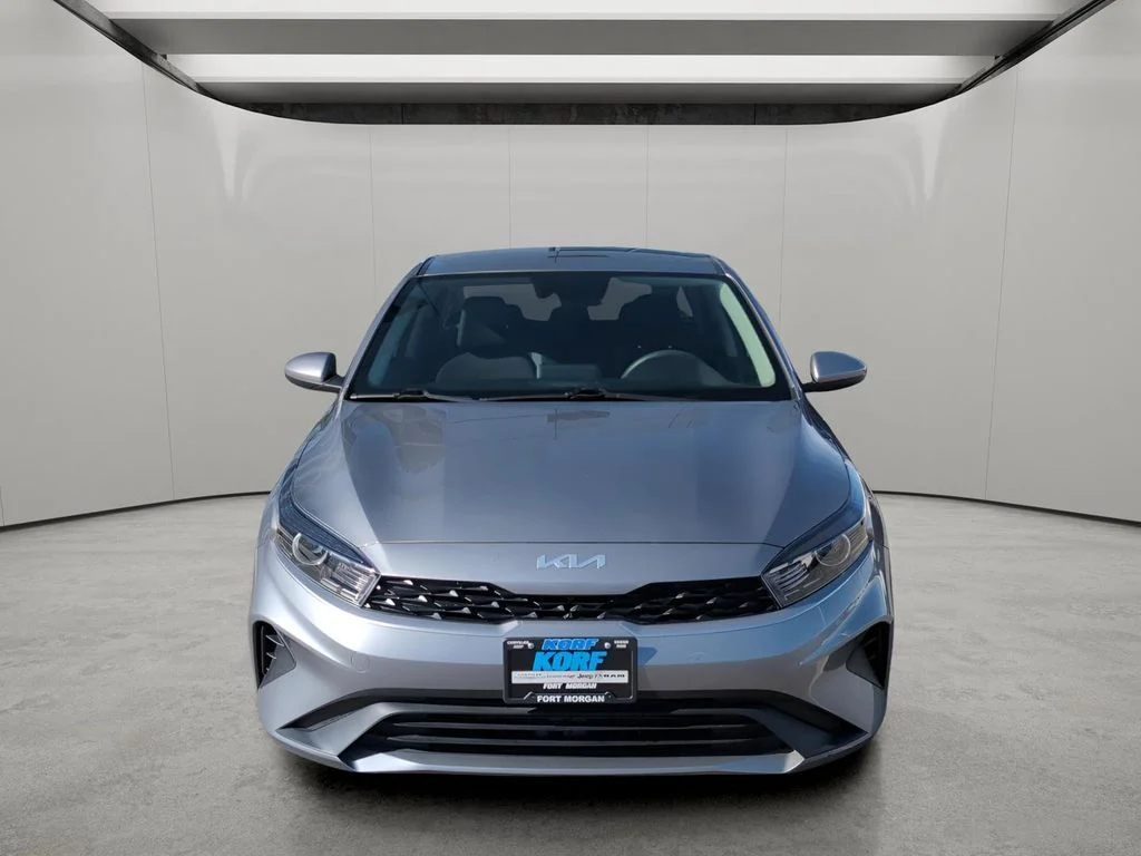Used 2023 Gray Kia LXS image 8