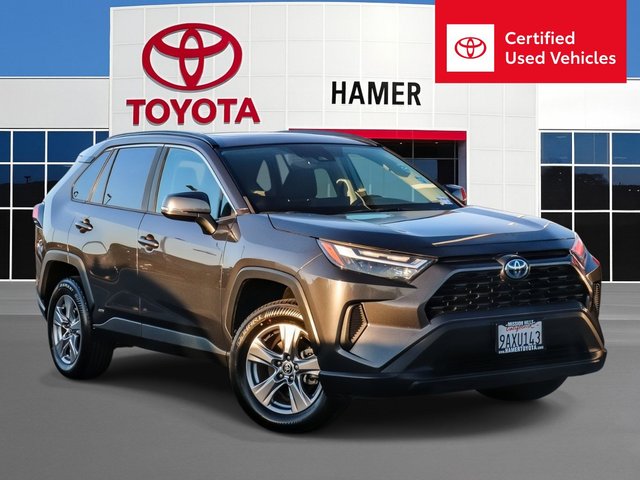 2022 Toyota RAV4 Hybrid XLE